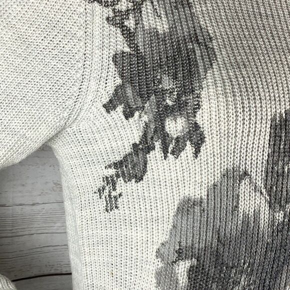 Christopher & Banks Floral Sweater - Picture 5 of 12